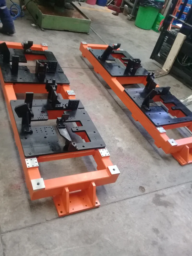 Checking fixture