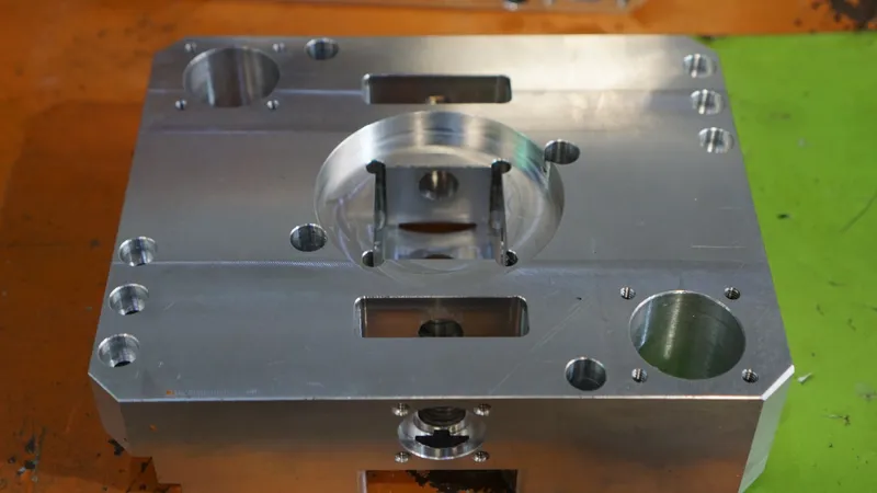 Maquinado de piezas y refacciones mecánicas